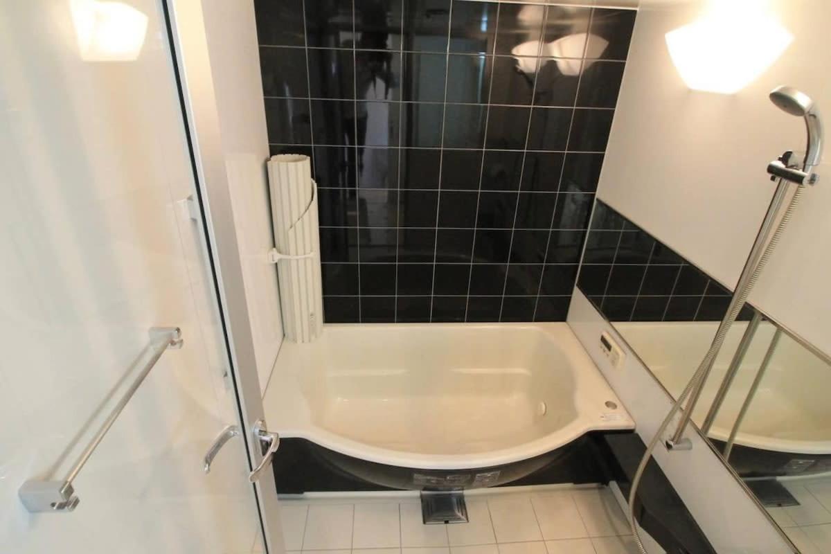 Appartement Luxes - 10 Min Hiroshima Station & 2Br Up To 10P Extérieur photo